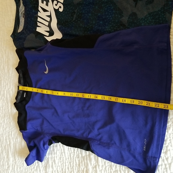 Two size Med Nike boys short sleeve sports shirts, one used, one NWT - Picture 3 of 6